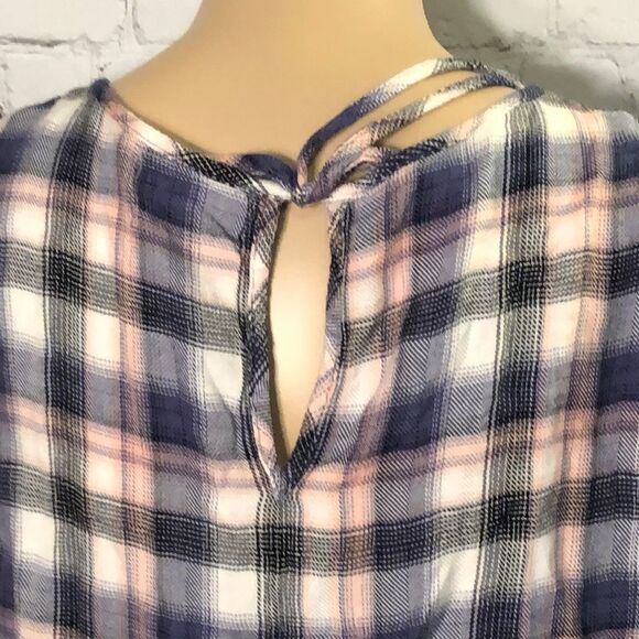 Cloth & Stone Anthropologie Distressed Plaid Tank - Picture 7 of 10